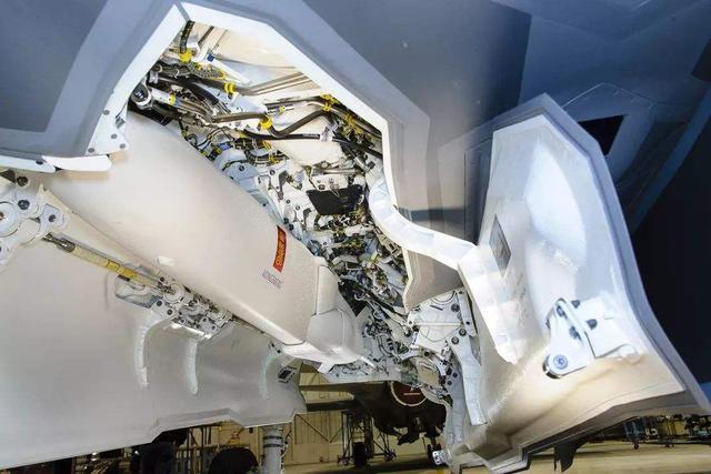 先進的導彈正在趨于輕量化,良好的隱身能力,更遠的射程